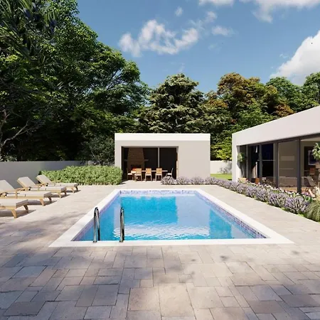 Вилла Luxury With Heated Pool, Jacuzzi & Sauna